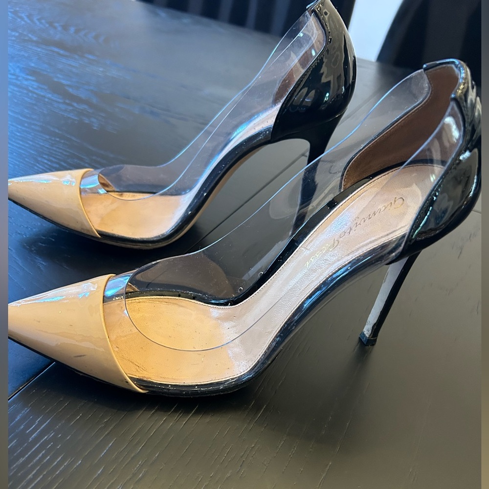 38 1/2 Gianvito Rossi beige clear and black heels